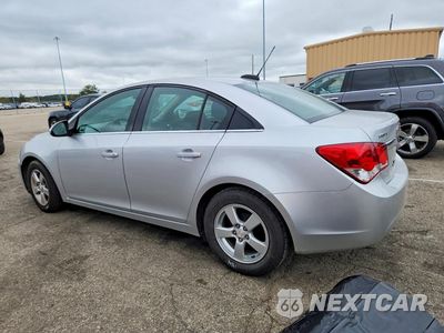 Drugie zdjęcie samochodu z przodu: 2015 CHEVROLET CRUZE LT VIN:1G1PC5SB0F7275412 - miniatura