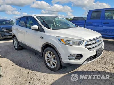 Czwarte zdjęcie samochodu z boku: 2017 FORD ESCAPE SE VIN:1FMCU9GD2HUA73840 - miniatura