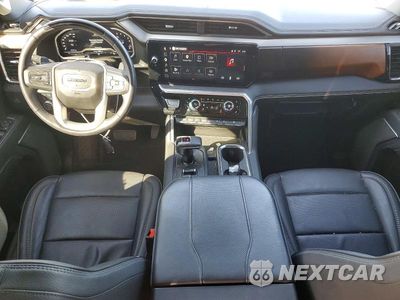 Zdjęcie 8 z 12 samochodu: 2023 GMC SIERRA DENALI VIN:1GTUUGEL8PZ164099 - miniatura