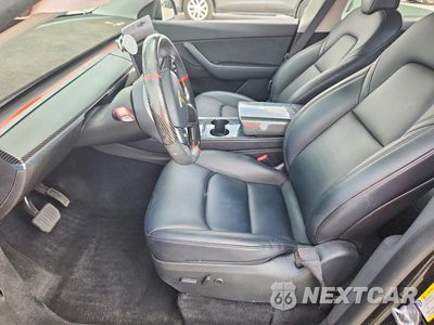Zdjęcie 7 z 13 samochodu: 2022 TESLA MODEL Y VIN:7SAYGDEE8NA002470 - miniatura