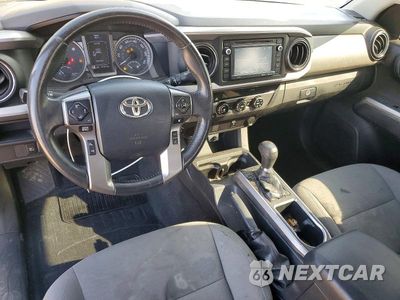 Zdjęcie 8 z 12 samochodu: 2018 TOYOTA TACOMA SR5 VIN:5TFRX5GN6JX109850 - miniatura