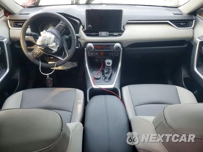 Zdjęcie 8 z 12 samochodu: 2023 TOYOTA RAV4 XLE PREMIUM VIN:JTMB6RFV5PD115758 - miniatura