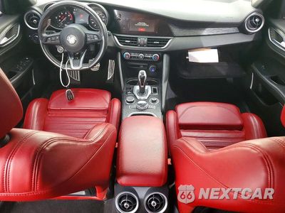 Zdjęcie 8 z 12 samochodu: 2022 ALFA ROMEO GIULIA VIN:ZARFANAN4N7660481 - miniatura