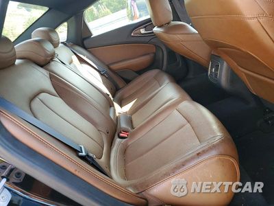 Zdjęcie 10 z 12 samochodu: 2015 CHRYSLER 200 C VIN:1C3CCCEG4FN757401 - miniatura