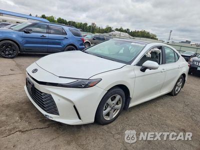 2025 TOYOTA CAMRY XLE 4T1DBADK5SU034570 - główne zdjęcie licytacji z USA - miniatura