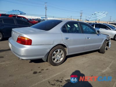 Trzecie zdjęcie samochodu z tyłu: 2001 ACURA 3.2TL VIN:19UUA56611A006815 - miniatura