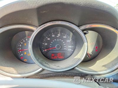 Zdjęcie 9 z 12 samochodu: 2011 KIA SORENTO LX VIN:5XYKTCA12BG144042 - miniatura
