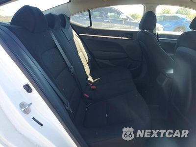 Zdjęcie 10 z 12 samochodu: 2019 HYUNDAI ELANTRA SE VIN:5NPD74LF7KH494237 - miniatura