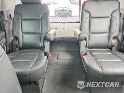 Zdjęcie 10 z 14 samochodu: 2019 CHEVROLET TAHOE K1500 LT VIN:1GNSKBKC5KR167191 - miniatura