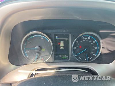 Zdjęcie 9 z 12 samochodu: 2016 TOYOTA RAV4 HV LIMITED VIN:JTMDJREV5GD024935 - miniatura