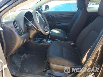 Zdjęcie 7 z 13 samochodu: 2018 NISSAN VERSA S VIN:3N1CN7AP9JL888208 - miniatura