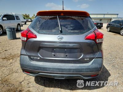 Zdjęcie 6 z 12 samochodu: 2019 NISSAN KICKS SR VIN:3N1CP5CU9KL557955 - miniatura