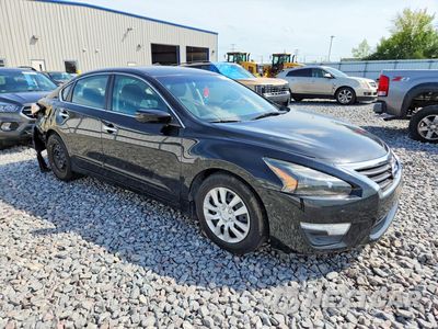 Czwarte zdjęcie samochodu z boku: 2015 NISSAN ALTIMA 2.5 S VIN:1N4AL3AP0FC190047 - miniatura