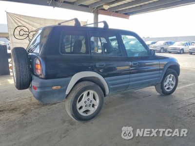 Trzecie zdjęcie samochodu z tyłu: 1999 TOYOTA RAV4 BASE VIN:JT3HP10V9W0170970 - miniatura
