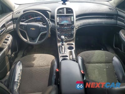 Zdjęcie 8 z 12 samochodu: 2014 CHEVROLET MALIBU 1LT VIN:1G11C5SL3EF193970 - miniatura