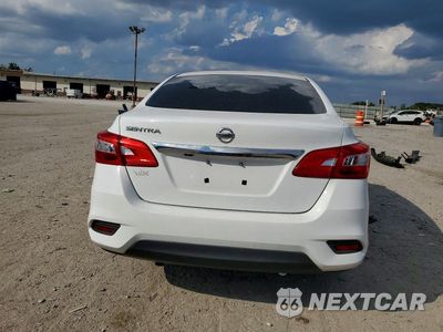 Zdjęcie 6 z 13 samochodu: 2018 NISSAN SENTRA S VIN:3N1AB7AP7JY242703 - miniatura