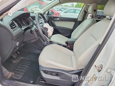 Zdjęcie 7 z 14 samochodu: 2020 VOLKSWAGEN TIGUAN SE VIN:3VV2B7AX3LM160237 - miniatura