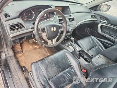 Zdjęcie 8 z 12 samochodu: 2011 HONDA ACCORD EXL VIN:1HGCS1B81BA014584 - miniatura