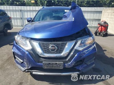 Piąte zdjęcie samochodu w środku: 2019 NISSAN ROGUE SV VIN:JN8AT2MT4KW256898 - miniatura