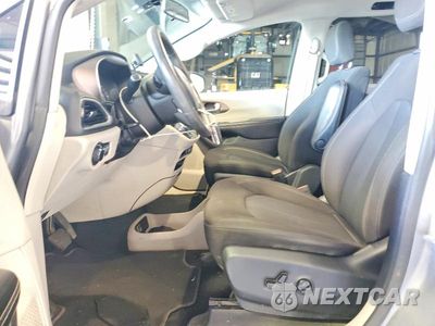 Zdjęcie 7 z 13 samochodu: 2021 CHRYSLER VOYAGER LX VIN:2C4RC1CG0MR579564 - miniatura