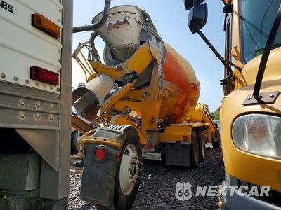 Trzecie zdjęcie samochodu z tyłu: 2020 FREIGHTLINER 114SD READY MIX TRUCK VIN:3ALMG3DV3LDKW7895 - miniatura