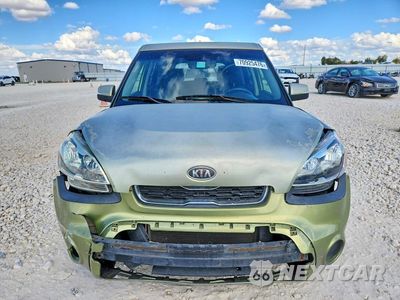 Piąte zdjęcie samochodu w środku: 2012 KIA SOUL + VIN:KNDJT2A6XC7412108 - miniatura