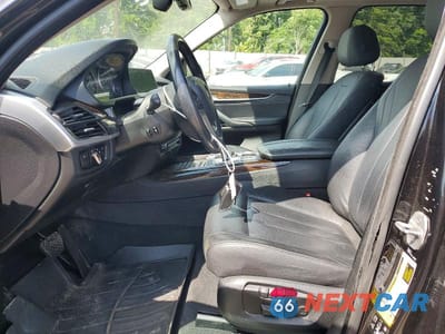 Zdjęcie 7 z 13 samochodu: 2015 BMW X5 XDRIVE35I VIN:5UXKR0C53F0P00317 - miniatura