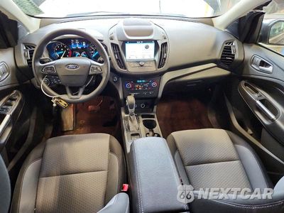 Zdjęcie 8 z 14 samochodu: 2019 FORD ESCAPE SE VIN:1FMCU9GDXKUB50168 - miniatura
