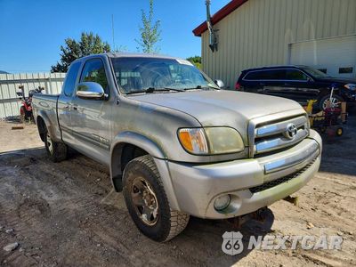 Czwarte zdjęcie samochodu z boku: 2003 TOYOTA TUNDRA SR5 VIN:5TBBT44123S400307 - miniatura