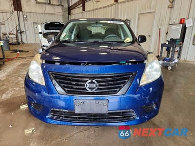 Piąte zdjęcie samochodu w środku: 2012 NISSAN VERSA 1.6 S VIN:3N1CN7AP8CL842663 - miniatura