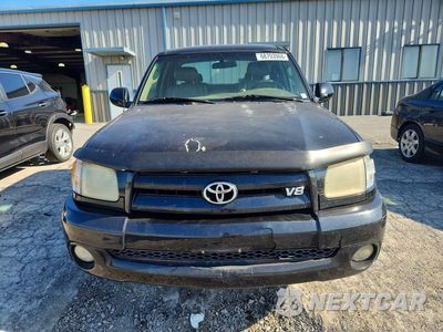 Piąte zdjęcie samochodu w środku: 2004 TOYOTA TUNDRA LIMITED VIN:5TBBT48114S443287 - miniatura