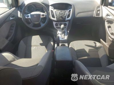 Zdjęcie 8 z 12 samochodu: 2014 FORD FOCUS SE VIN:1FADP3F25EL232841 - miniatura