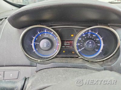 Zdjęcie 9 z 12 samochodu: 2012 HYUNDAI SONATA SE 2.0T VIN:5NPEC4AB0CH354743 - miniatura
