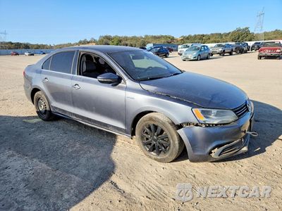Czwarte zdjęcie samochodu z boku: 2013 VOLKSWAGEN JETTA HYBRID VIN:3VW637AJ0DM263526 - miniatura