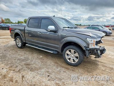 Czwarte zdjęcie samochodu z boku: 2018 FORD F150 SUPERCREW VIN:1FTEW1EG3JKC20321 - miniatura