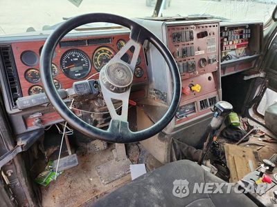 Zdjęcie 8 z 12 samochodu: 1995 MACK CL713 DUMP TRUCK VIN:1M2AD09C4SW003047 - miniatura