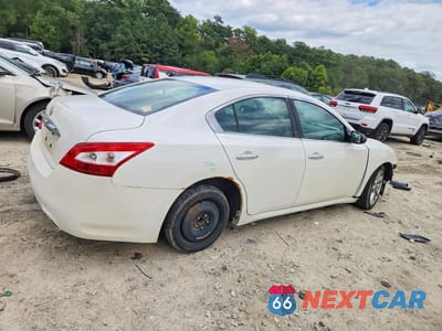 Trzecie zdjęcie samochodu z tyłu: 2009 NISSAN MAXIMA 3.5 S VIN:1N4AA51E39C834239 - miniatura