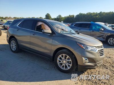 Czwarte zdjęcie samochodu z boku: 2019 CHEVROLET EQUINOX LT VIN:3GNAXKEV5KS585595 - miniatura