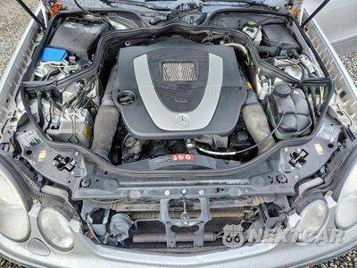 Zdjęcie 11 z 13 samochodu: 2006 MERCEDES-BENZ E 350 VIN:WDBUF56J86A758733 - miniatura