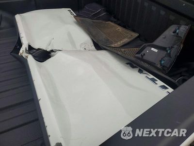 Zdjęcie 12 z 13 samochodu: 2017 NISSAN TITAN S VIN:1N6AA1R8XHN541553 - miniatura