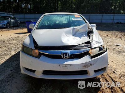 Piąte zdjęcie samochodu w środku: 2010 HONDA CIVIC LX VIN:2HGFA1F50AH534517 - miniatura