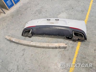 Zdjęcie 12 z 13 samochodu: 2015 CHRYSLER 300C VIN:2C3CCAKG8FH899574 - miniatura