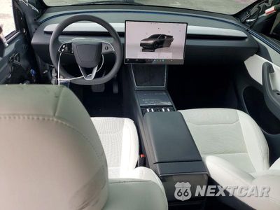 Zdjęcie 8 z 13 samochodu: 2026 TESLA MODEL Y VIN:7SAYGDEE2TF635157 - miniatura