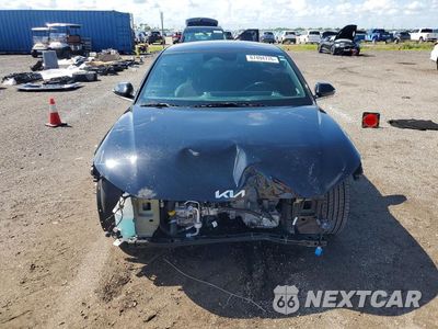 Piąte zdjęcie samochodu w środku: 2025 KIA K4 GT LINE VIN:3KPFW4DE5SE214451 - miniatura
