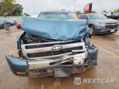 Piąte zdjęcie samochodu w środku: 2010 CHEVROLET SILVERADO K1500 LT VIN:3GCRKSE39AG188580 - miniatura