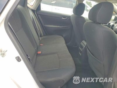 Zdjęcie 10 z 12 samochodu: 2018 NISSAN SENTRA S VIN:3N1AB7AP9JY329521 - miniatura