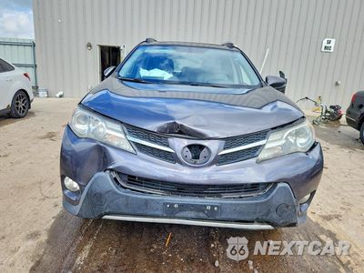 Piąte zdjęcie samochodu w środku: 2015 TOYOTA RAV4 XLE VIN:JTMWFREV9FJ047015 - miniatura