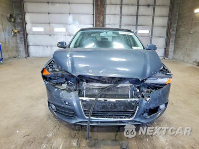 Piąte zdjęcie samochodu w środku: 2011 AUDI A3 PREMIUM VIN:WAUBEAFM8BA032697 - miniatura