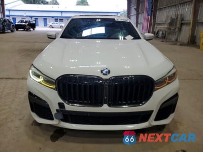 Piąte zdjęcie samochodu w środku: 2020 BMW 740 I VIN:WBA7T2C08LGL18129 - miniatura