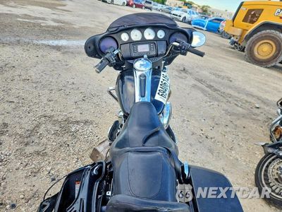 Zdjęcie 6 z 8 samochodu: 2017 HARLEY-DAVIDSON FLHX STREET GLIDE VIN:1HD1KBC17HB623662 - miniatura